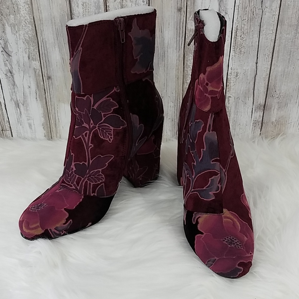 Steve Madden boots